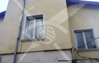 Етаж от къща в София, Център