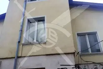 Етаж от къща в София, Център