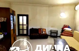 Етаж от къща в Пловдив, Център