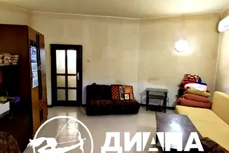 Етаж от къща в Пловдив, Център