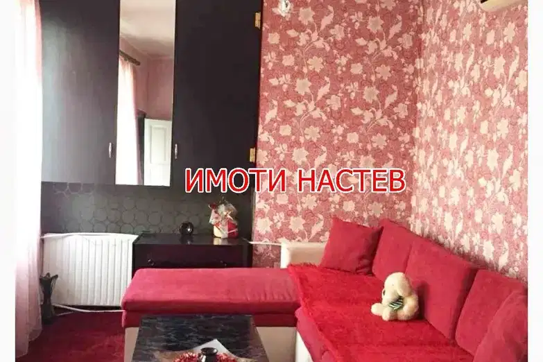Етаж от къща в Шумен, Център