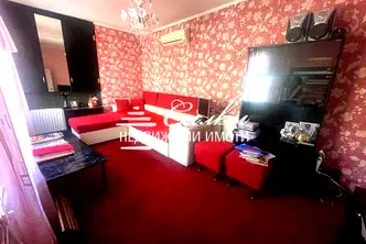 Етаж от къща в Шумен, Център