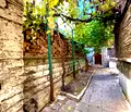 Снимка 2 — Етаж от къща в Шумен, Център