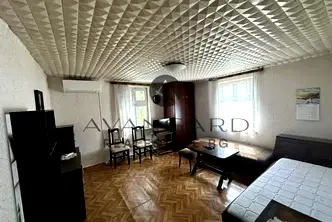 Етаж от къща в Пловдив, Център