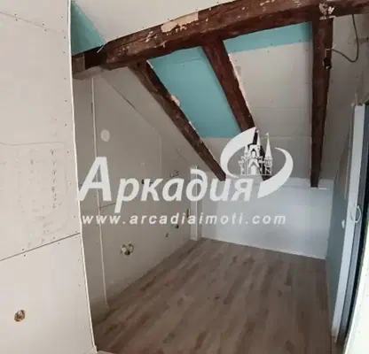Снимка 3 — Етаж от къща в Пловдив, Център