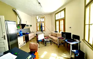 Етаж от къща в Пловдив, Център