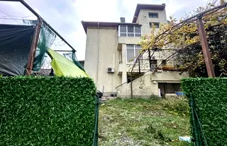 Етаж от къща в Шумен, Център
