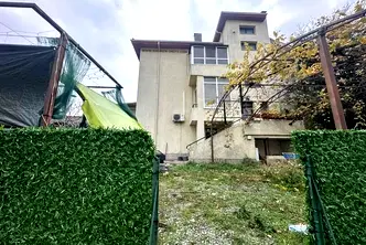 Етаж от къща в Шумен, Център