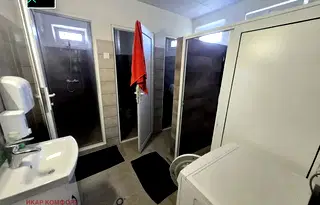Етаж от къща в Русе, Цветница