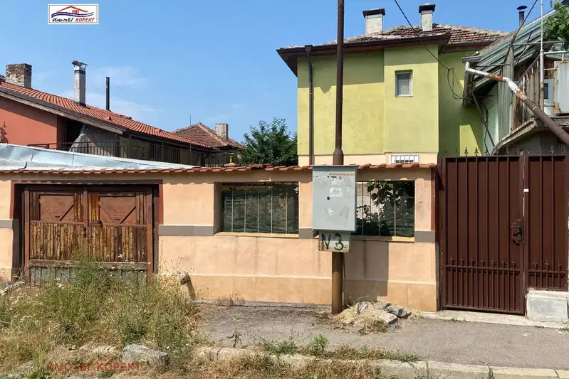 Етаж от къща в Перник, Димова махала