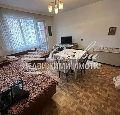 Снимка 4 — Етаж от къща в Шумен, Дивизионна болница