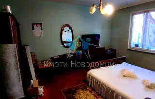 Етаж от къща в Шумен, Добруджански
