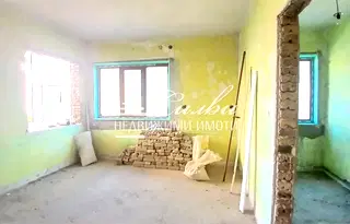 Етаж от къща в Шумен, Добруджански