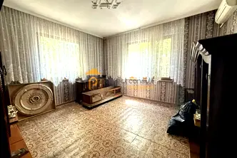 Етаж от къща в Пловдив, Гагарин