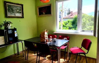 Етаж от къща в София, Гео Милев