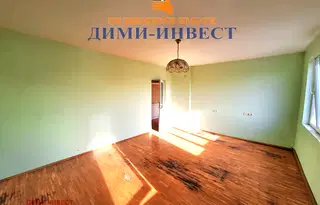 Етаж от къща в Добрич, Христо Ботев