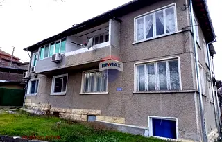 Етаж от къща в Раз, Житница
