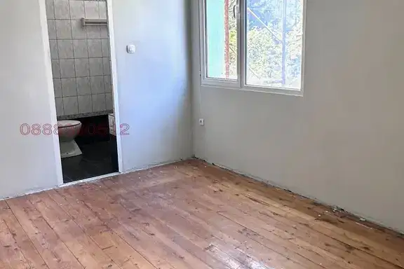 Floor of House in Sofia, Knyajevo