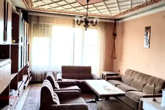 Етаж от къща в Пловдив, Коматево