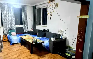 Етаж от къща в Пловдив, Кючук Париж
