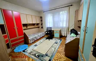 Етаж от къща във Варна, Левски 2