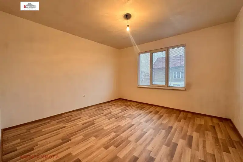 Floor of House in Sofiya, Levski V