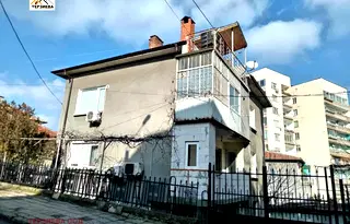 Етаж от къща в Стара Загора, Македонски