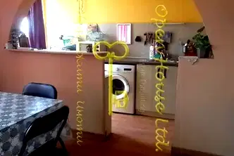 Етаж от къща във Варна, Максуда