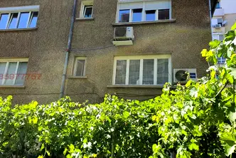 Етаж от къща в Плевен, Мара Денчева