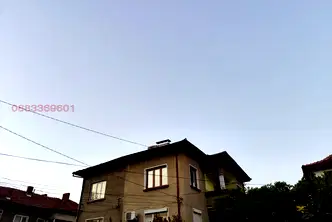 Етаж от къща в Ловеч, Широк център