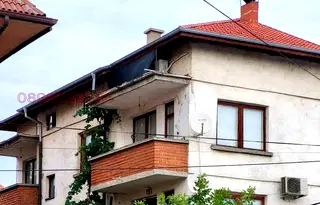Етаж от къща в Монтана, Широк център