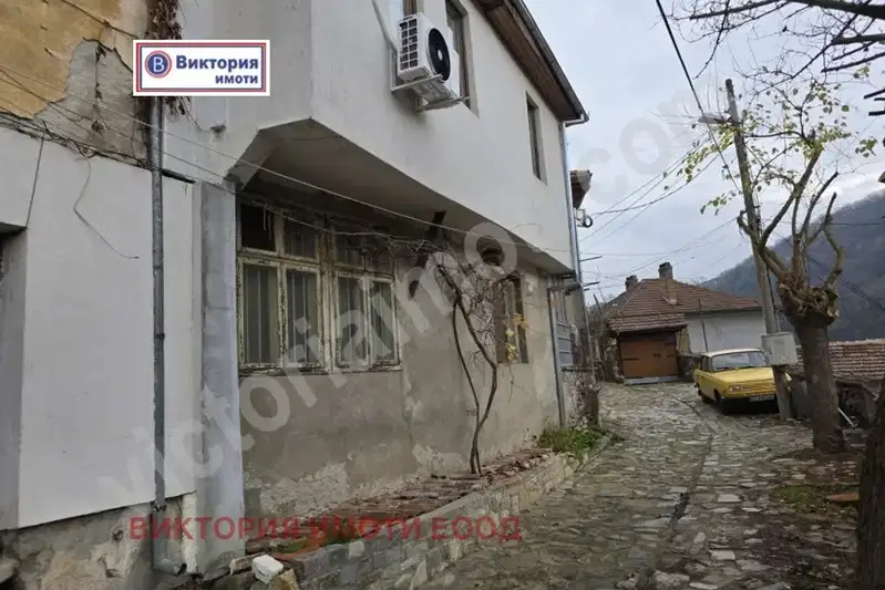 Floor of House in Veliko Tyrnovo, Stara Chast
