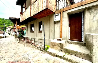 Етаж от къща във Велико Търново, Стара част