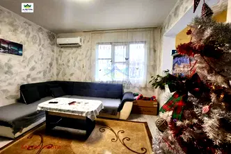 Етаж от къща в Пазарджик, Ставропол