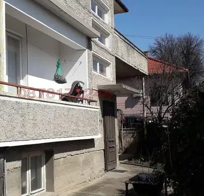 Photo 3 — Floor of House in Раз, Варош
