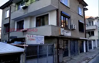 Етаж от къща в Раз, Варош
