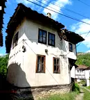 Етаж от къща в Ловеч, Вароша