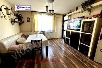 Етаж от къща във Велико Търново, Варуша