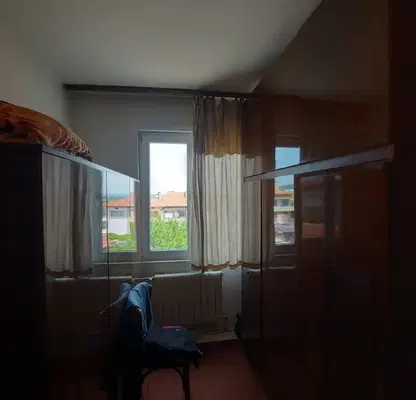 Photo 4 — Floor of House in Shumen, Voenno Uchilishte