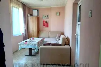 Етаж от къща в Пазарджик, Запад
