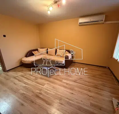 Photo 4 — Floor of House in Oblast Burgas, Aheloi
