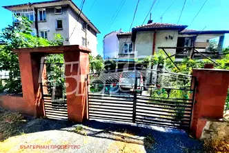 Етаж от къща в Бургас, Айтос