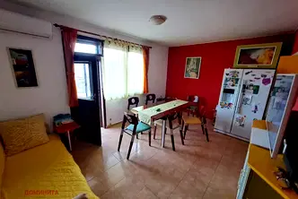 Етаж от къща в Бургас, Царево