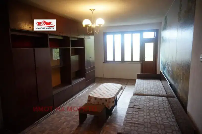 Floor of House in Oblast Burgas, Carevo