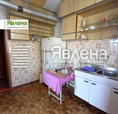Снимка 3 — Етаж от къща в Бургас, Царево
