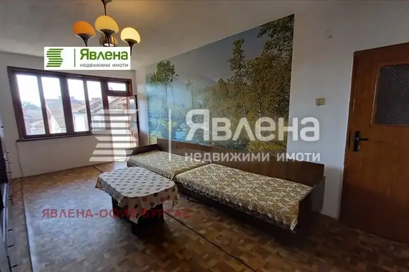 Floor of House in Oblast Burgas, Carevo