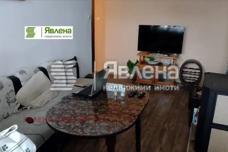 Floor of House in Oblast Burgas, Carevo