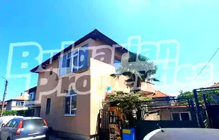 Етаж от къща в Бургас, Царево