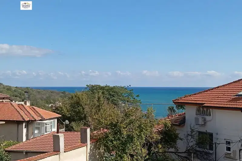 Етаж от къща в Добрич, Балчик