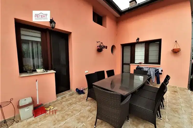 Floor of House in Oblast Gabrovo, Sevlievo